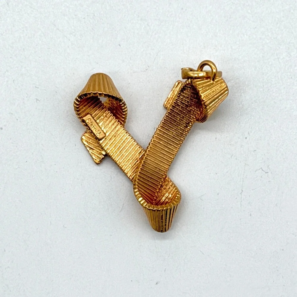 Clare V Gold Ribbed Ribbon Initial V Charm Pendant Necklace Attachment - Picture 7 of 11